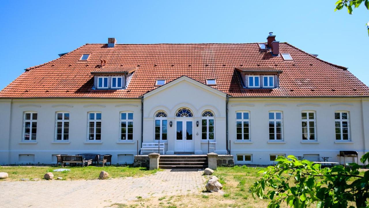 Gutshaus Fewo Luebeck Dassow Bagian luar foto
